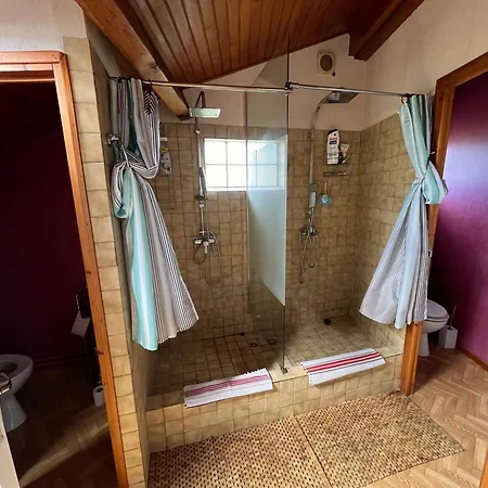 Bord De , Pays Basque - Biarritz - Guethary - Desmond House * 비다르